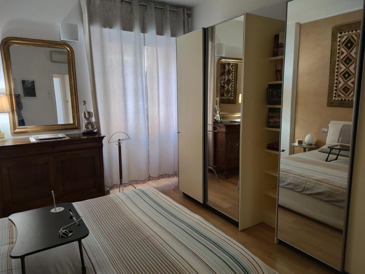 Appartamento Emmerosa, Centro Citta, Parcheggio Verona Exterior foto